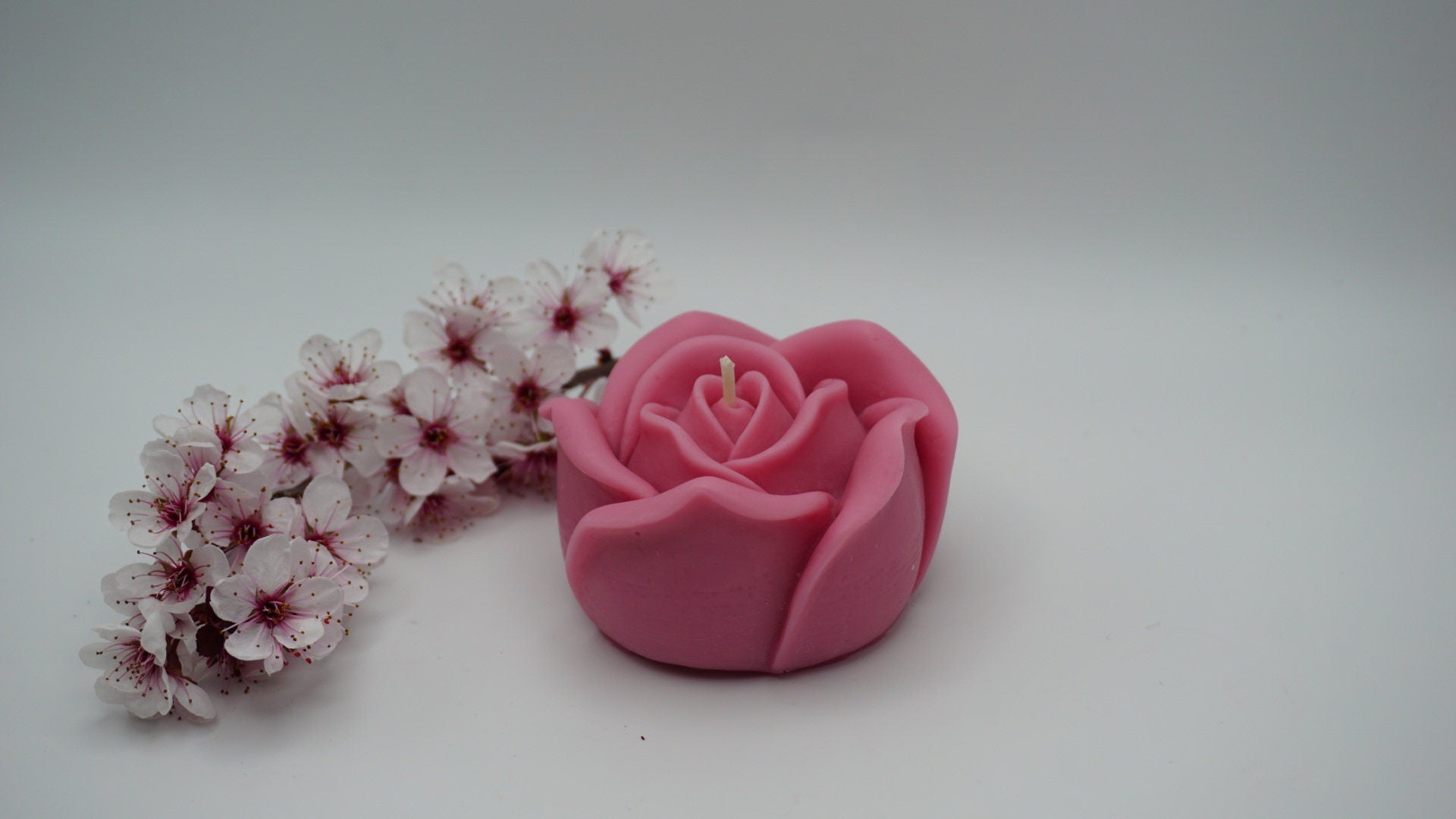 Set of rose flower candles gift for her in a box | Rose flowers, natural soy wax candle, non toxic pink rose candle