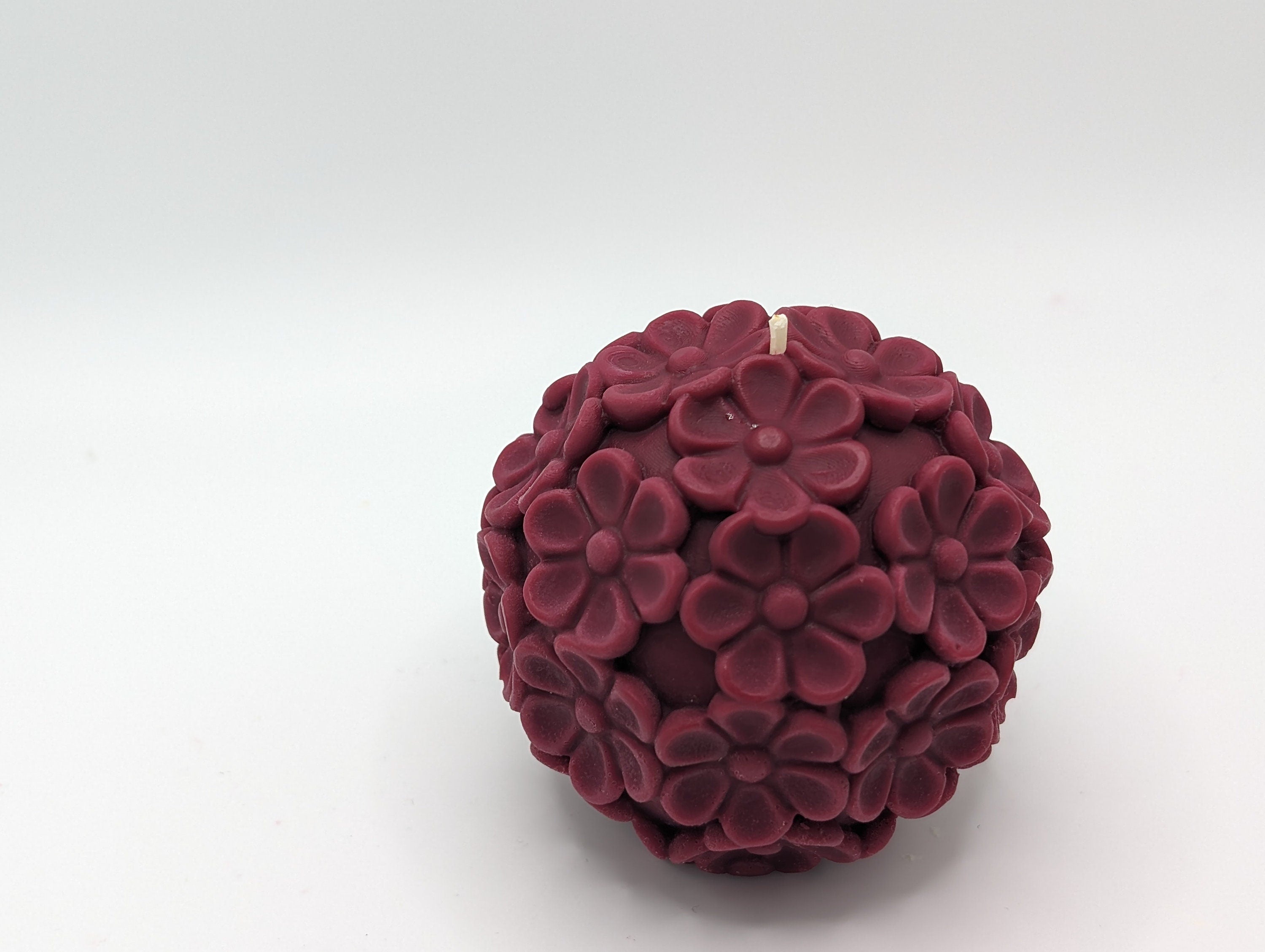 Flower Sphere Shaped Candle: Cozy Minimalist Decor, Handmade Aesthetic Floral Ball, Unique Gift for Mom, Round Rose Accent