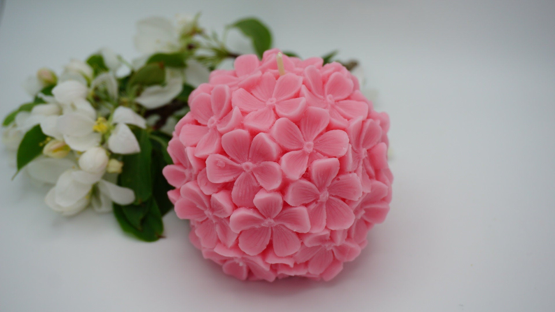 Sakura Flower Soy Candle: Cozy Minimalist Decor, Handmade Aesthetic Cherry Blossom Gift Box, Moonflower Scented Floral Present